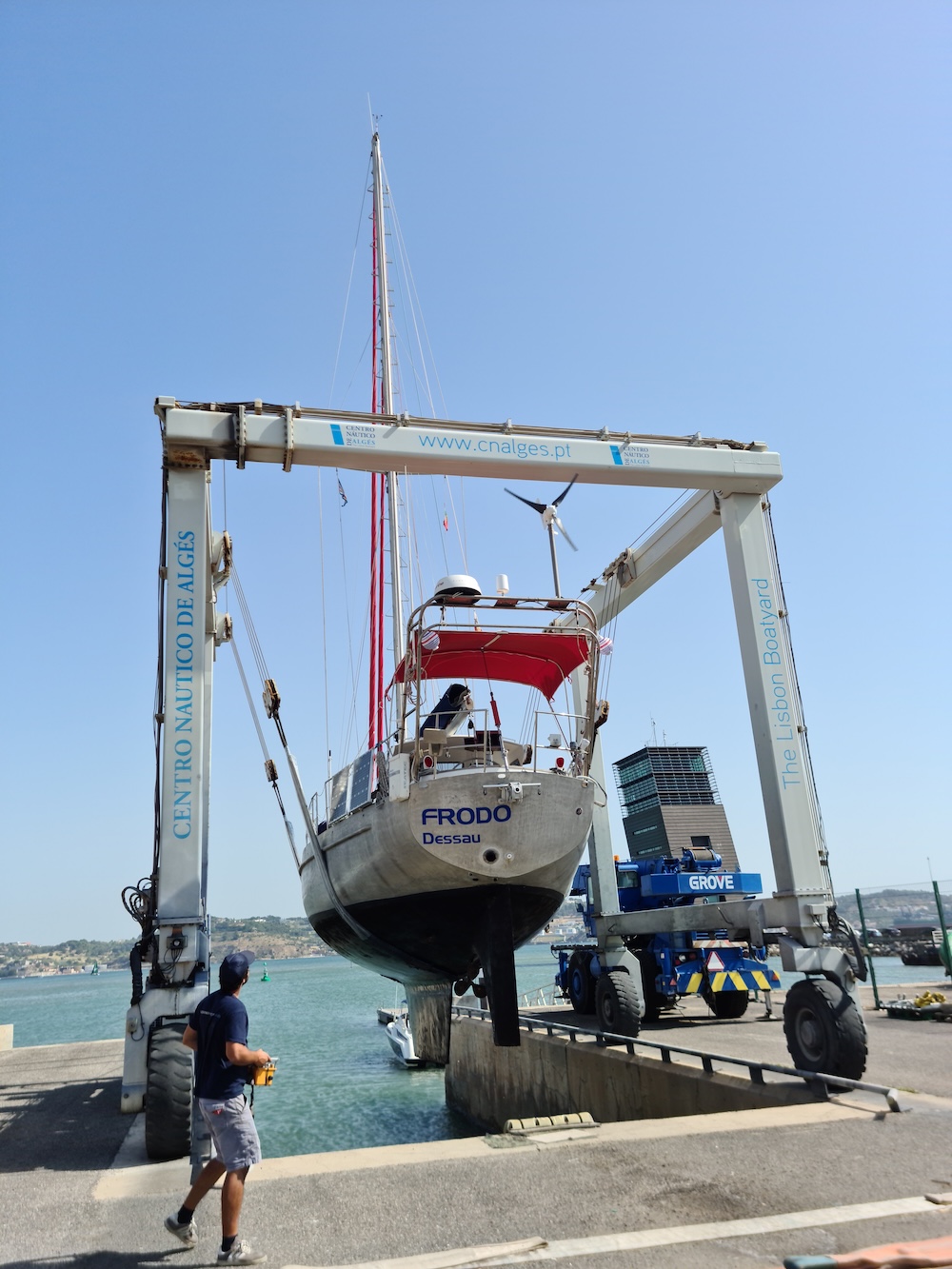 FRODO kommt auf das Trockendock
